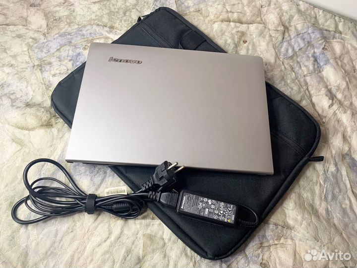 Ультрабук Lenovo M30-70 Core i5\8GB\SSD+ Сумка