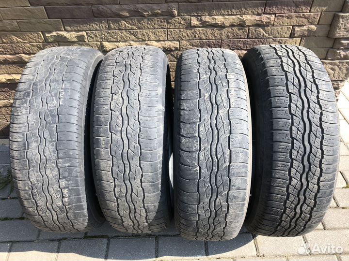 Bridgestone Dueler H/T 687 225/65 R17 101H