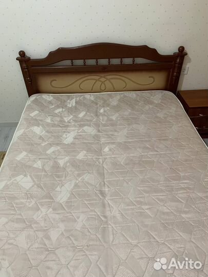 Кровать 160*200 с матрасом