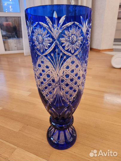 Ваза хрустальная напольная. Гусевский хрусталь