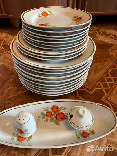 Набор столовой посуды