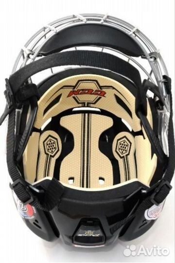 Шлем хоккейный