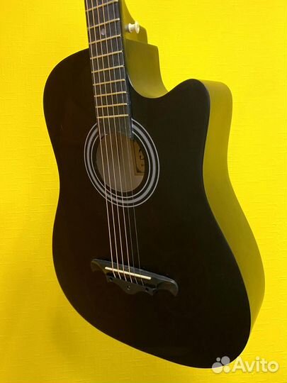 Гитара акустика