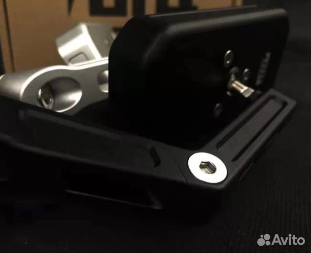 Доп.зеркало заднего вида на замок капота JL/JT