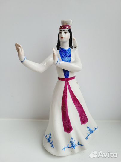 Статуэтка грузинский танец танцовщица, Киев, перио