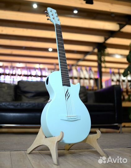 Акустическая гитара