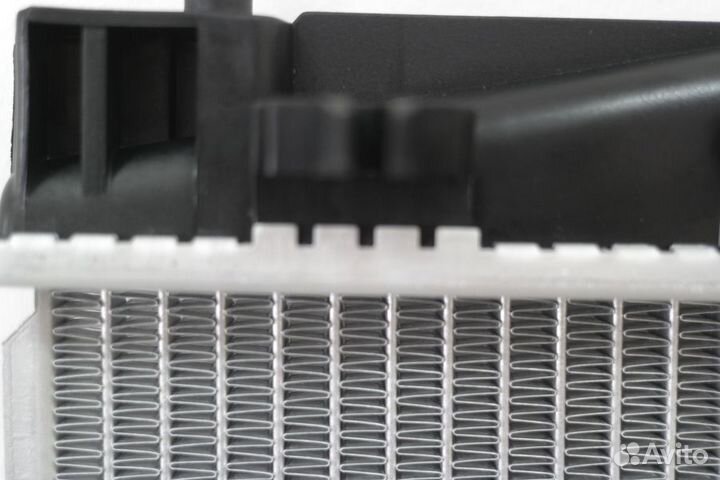 Радиатор охлаждения Тойота Ярис ZSP110 2NZ-FE/1NZ