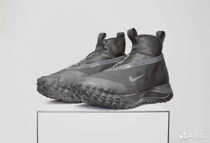 Nike ACG Gore-Tex (41/42, Демисезон, Классика)