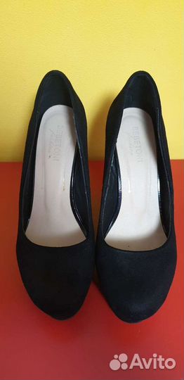 Туфли на танкетке