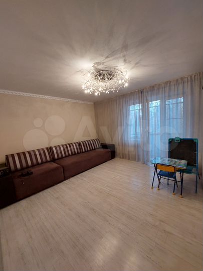 2-к. квартира, 53 м², 1/5 эт.