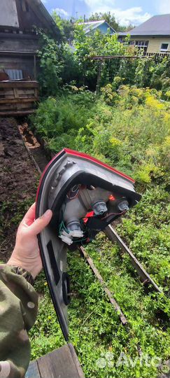 Задние фонари на mercedes