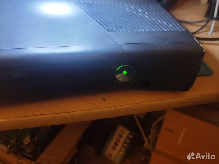 Xbox 360 прошитый freeboot 320 gb