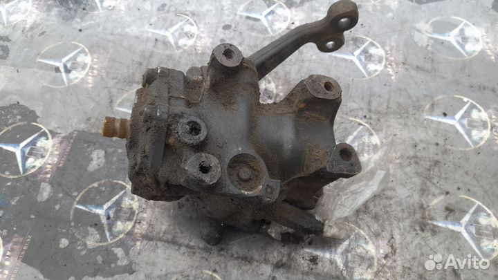 Мерседес E-Класс Рулевой редуктор