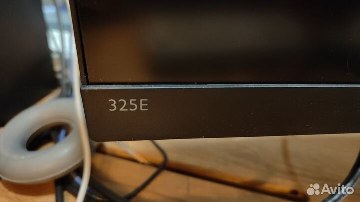 Монитор Philips 325E