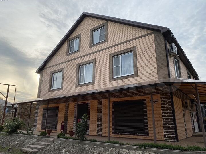 Дача 280 м² на участке 5 сот.