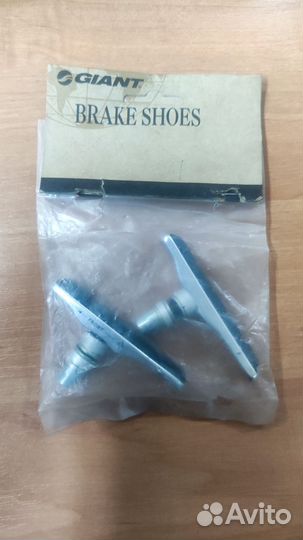 Тормозные колодки giant для v-brake 72mm. Новые