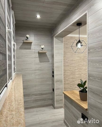 Отделка балконов и лоджий, остекление