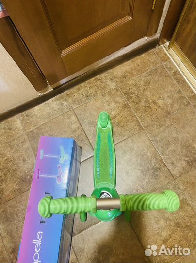 Самокат трехколесный Capella