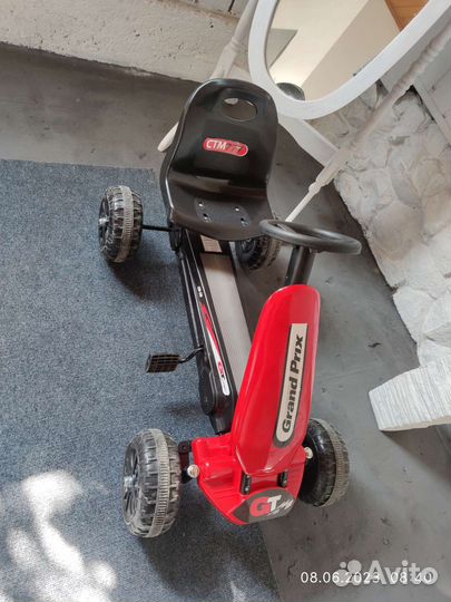 Детский веломобиль