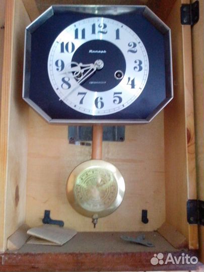 Часы настенные с боем