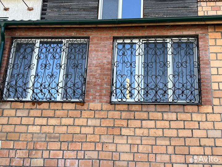 Кованные решетки на окна и двери