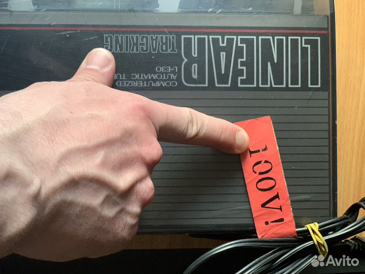 Проигрыватель винила Victor