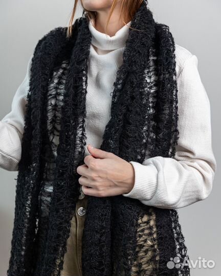 Ажурный палантин вязаный