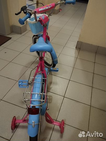 Новый велосипед для девочки