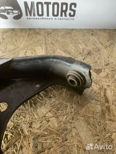 Рычаг подвески передний правый Renault Duster HS