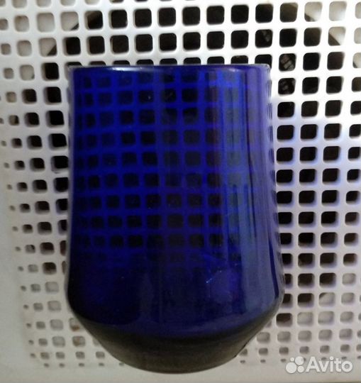Синее стекло стакан