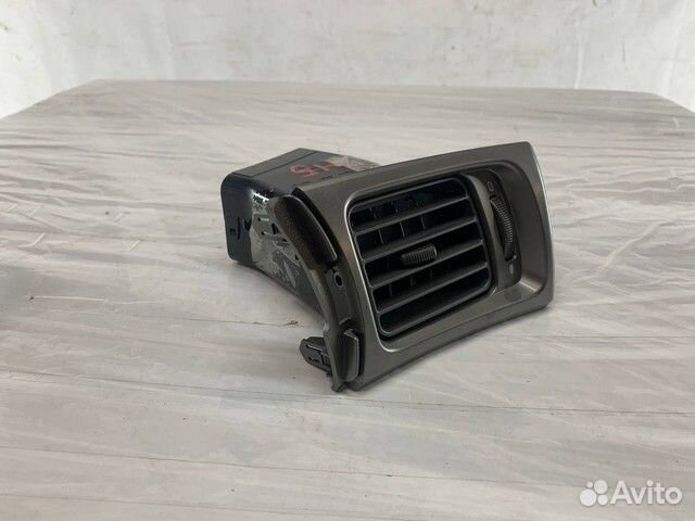 Воздуховод панели приборов 66110FG001 Subaru