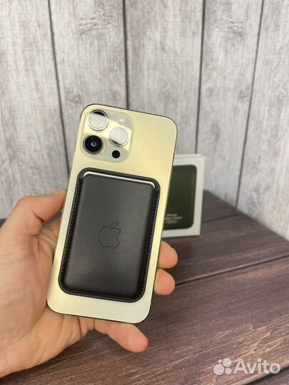 Кардхолдер wallet Apple