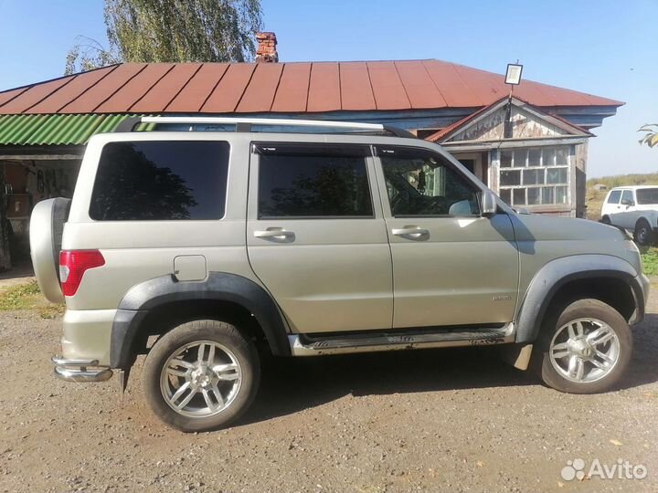 УАЗ Patriot 2.7 МТ, 2015, 99 990 км