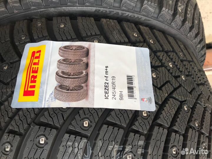 Pirelli Ice Zero 2 245/40 R19 98H