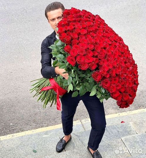 Букет роз 101 роза 51 роза