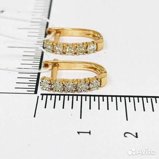 Золотые серьги с камнем