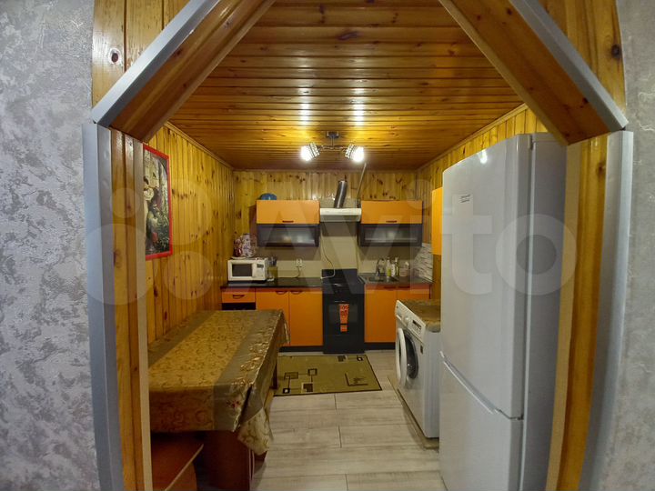 2-к. квартира, 40 м², 2/3 эт.