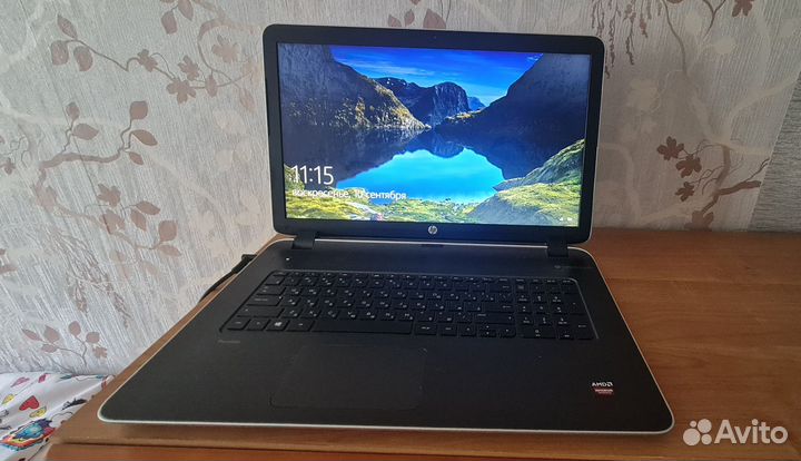 Ноутбук HP Pavilion 17