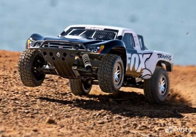 Traxxsas slash 4x4 vxl