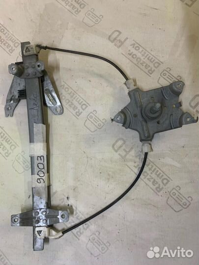 Стеклоподъемник задний Nissan Primera P11 1998