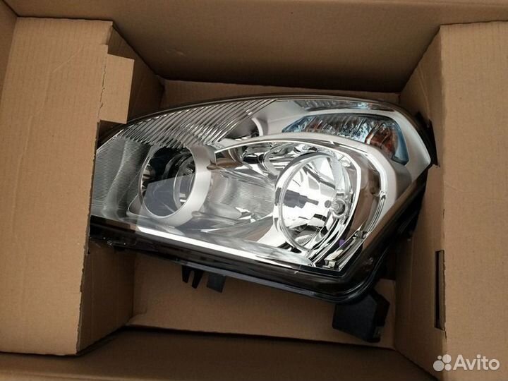 Фара левая Ниссан Кашкай 2006 - 2014