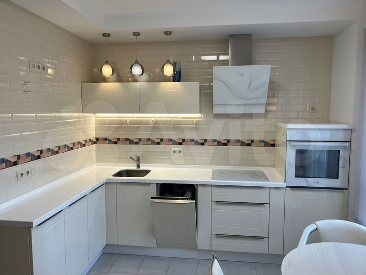 3-к. квартира, 94,5 м², 4/14 эт.