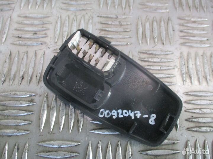 Панель управления стеклоподъёмниками правая (пасса