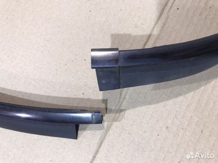 Молдинг стекла задний Mercedes-Benz E55 Amg W210