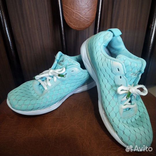 Кроссовки 35 р-р