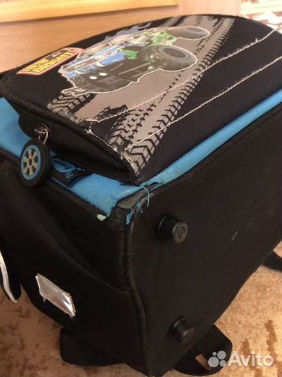 Школьный портфель для мальчика/Ранец/Рюкзак