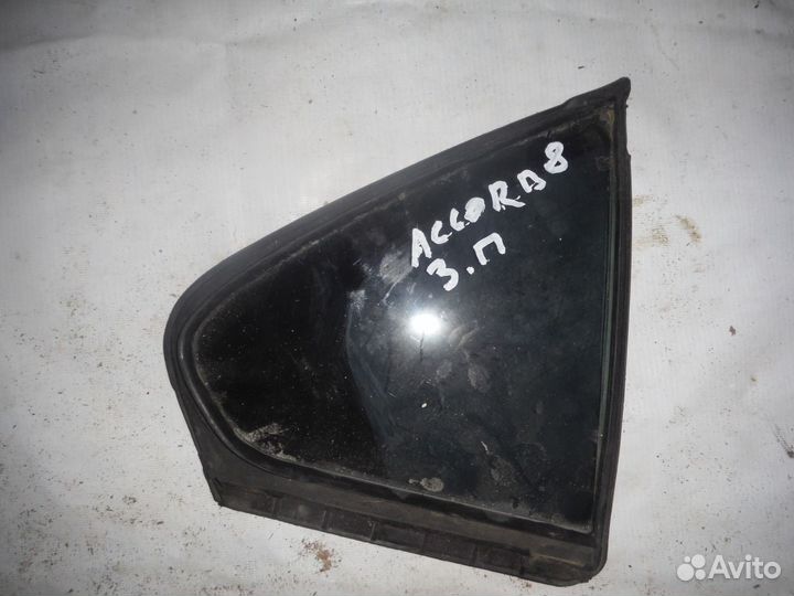 Стекла задние правые глухие форточки honda civic4D