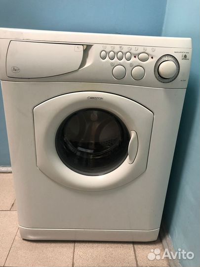 Стиральная машина б/у ariston AL109X margherita
