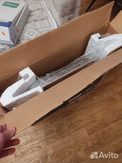 Монитор Sony SDM-S95A