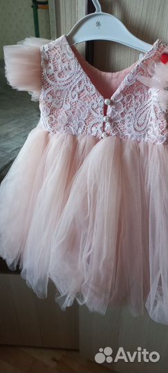 Платье для девочки нарядное 80-86 как новое